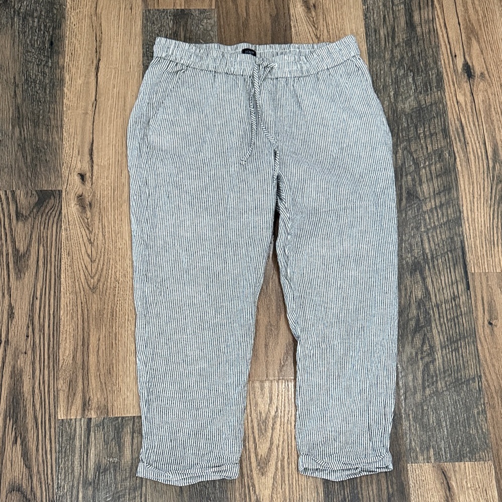 J. Crew Women’s Pinstripe Drawstring Linen Drawstring pants. Size 12